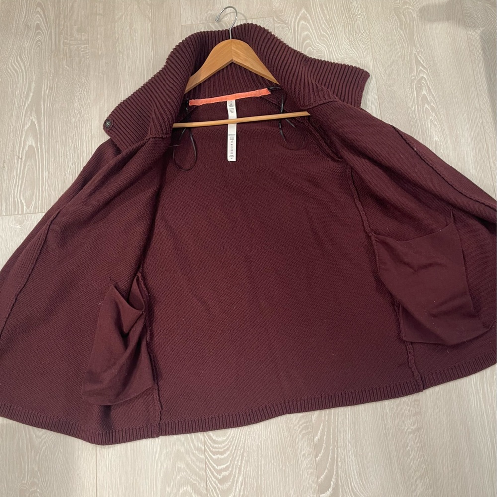 Lululemon Karmic Cocoon Wrap Maroon Burgundy size 4 - Picture 13 of 16